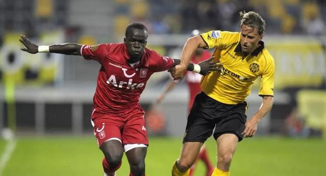 她在破发点 她在破发点