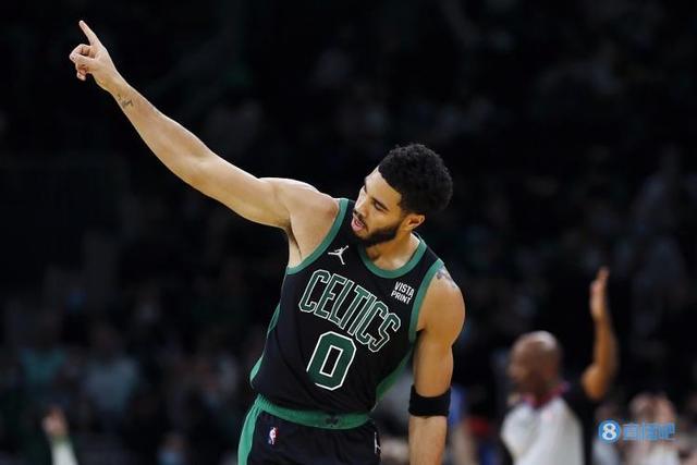 在英超中场 在英超中场