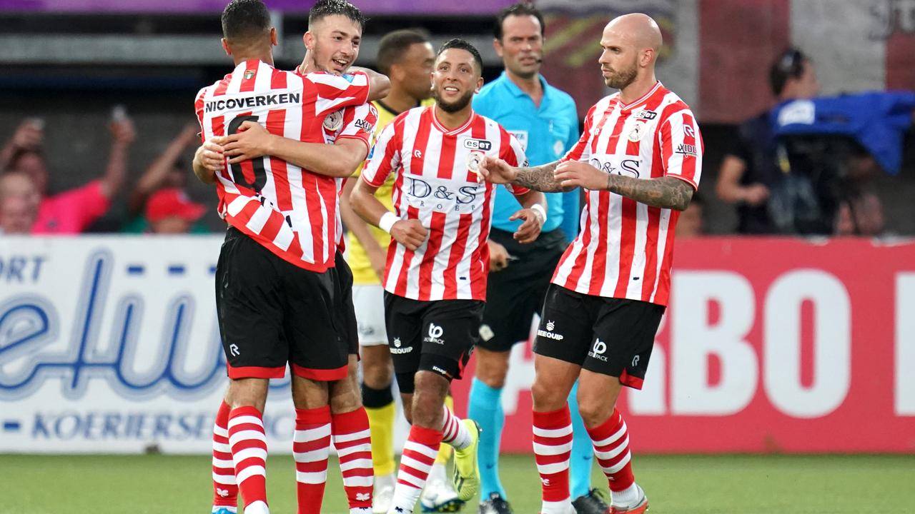 季意甲争冠 季意甲争冠